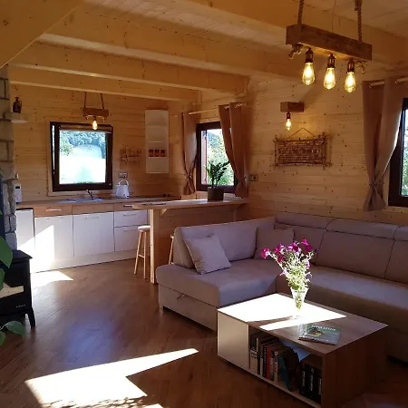 Alpesi faház Caloroczne Z Kominkiem - Skala I Glaz Szczytna