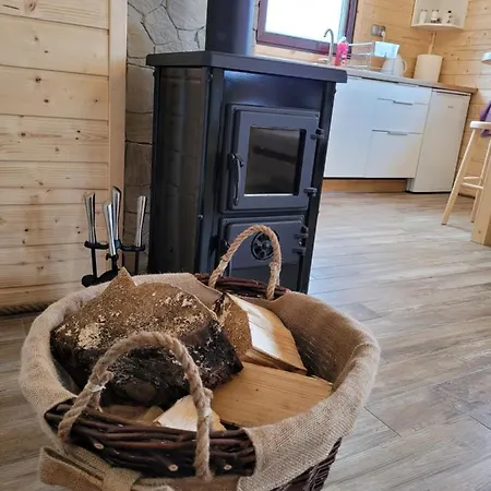 Alpesi faház Caloroczne Z Kominkiem - Skala I Glaz