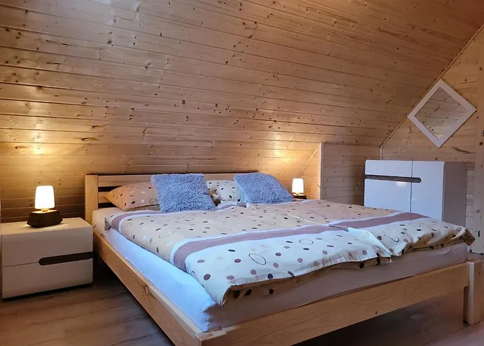 Caloroczne Z Kominkiem - Skala I Glaz Chalet Szczytna