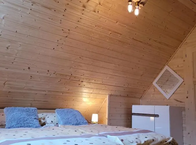 Caloroczne Z Kominkiem - Skala I Glaz *